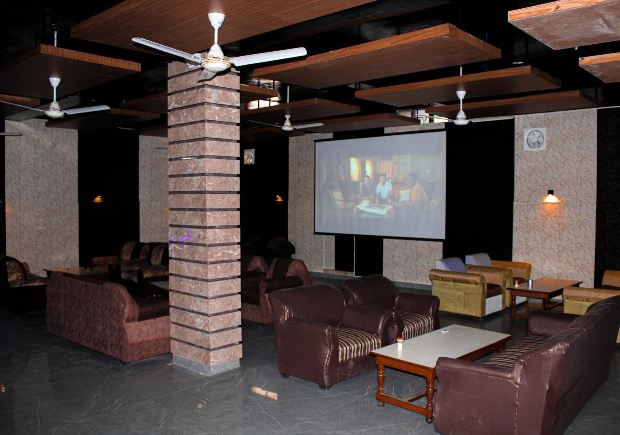 Sangam Hotel Chirawa Exterior photo
