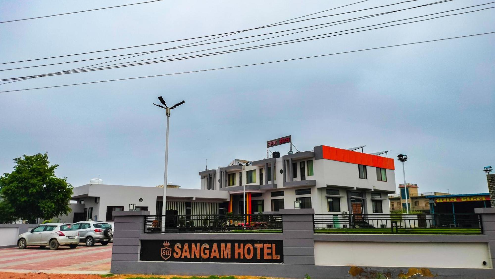 Sangam Hotel Chirawa Exterior photo